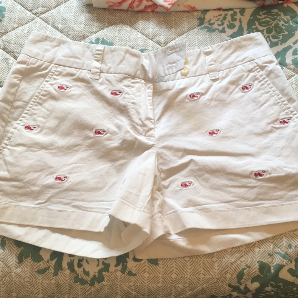 Vineyard Vines White Women's Whale Shorts
